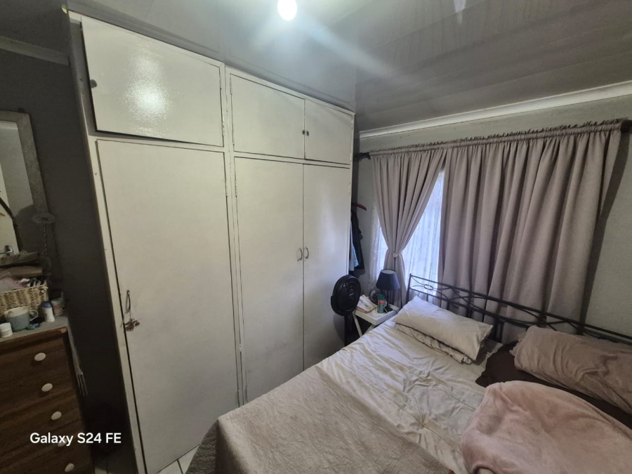 4 Bedroom Property for Sale in Oos Einde North West